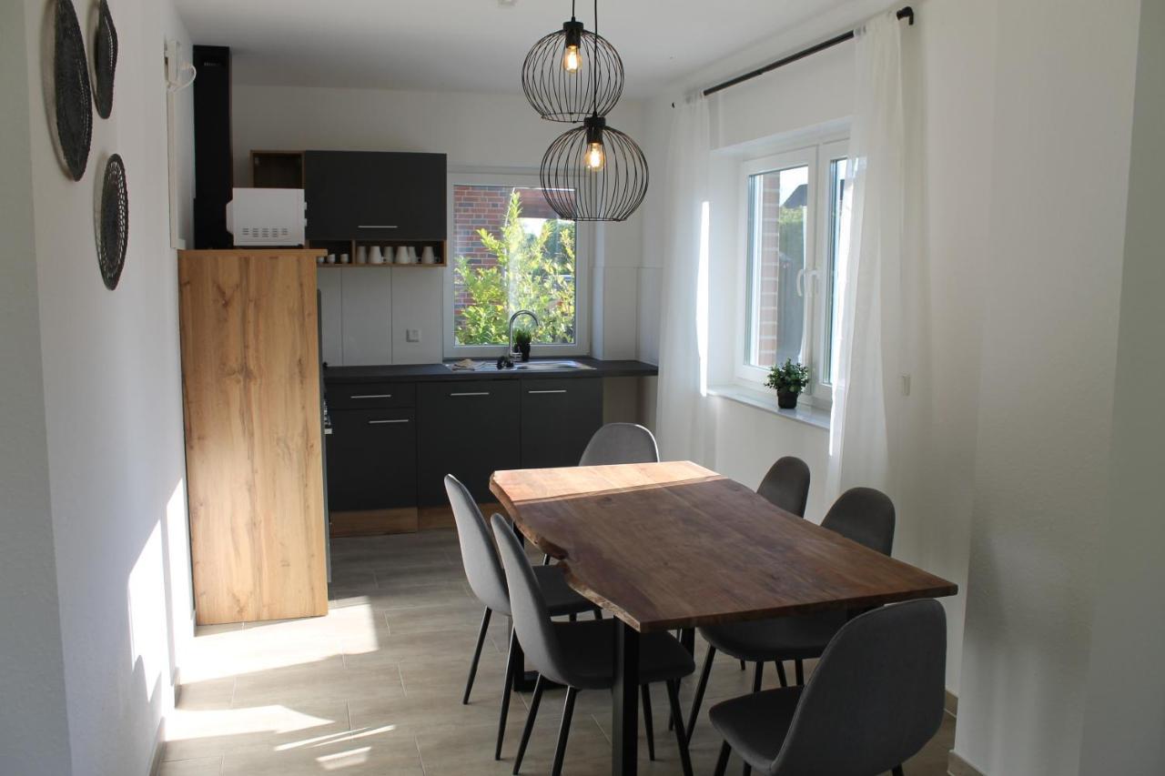 Ferienhaus Am Seedeich เอมเดน ภายนอก รูปภาพ